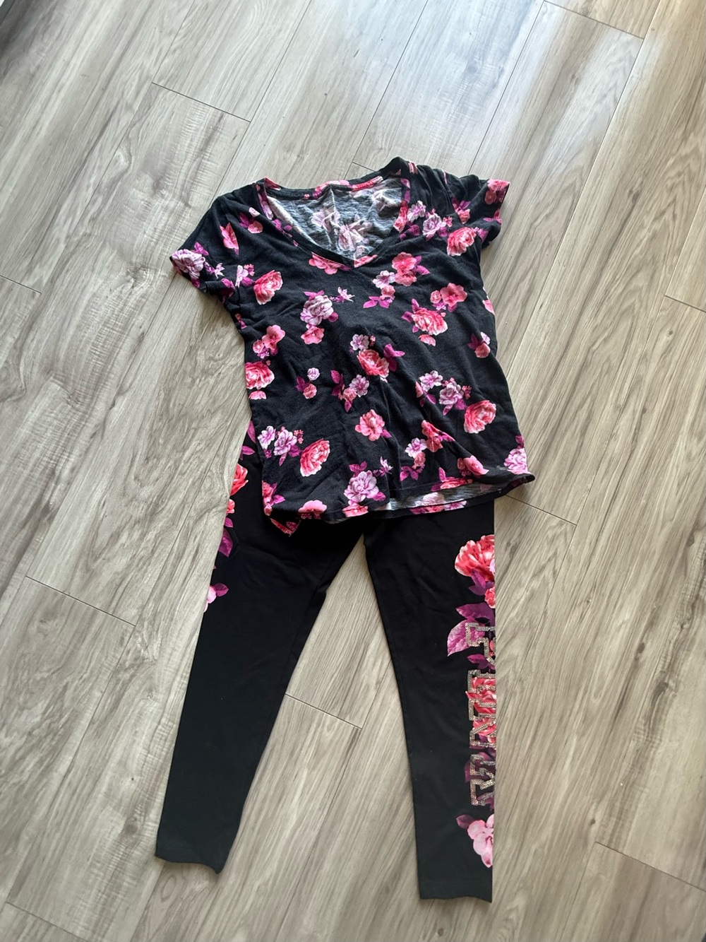 PINK Victoria's Secret Black Tee & Leggings Set with Pink Floral Print